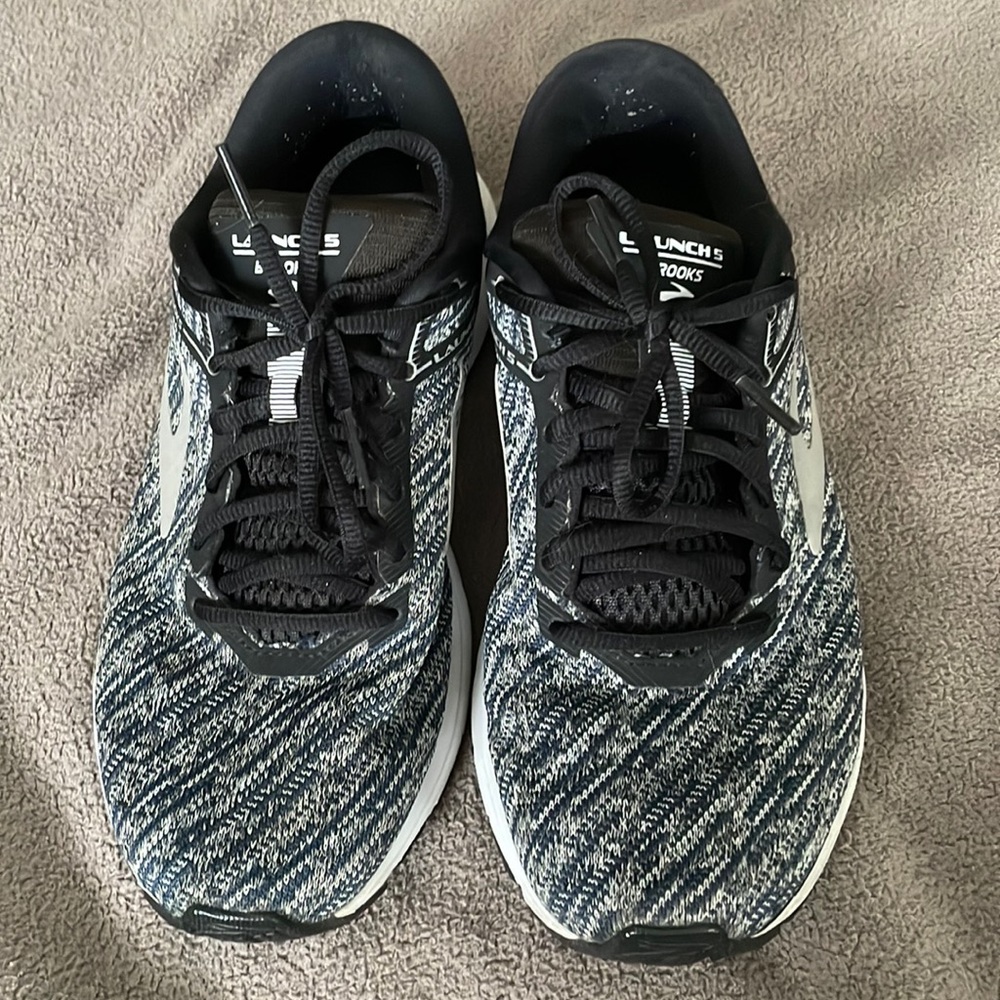 Women’s Brooks Launch 5s